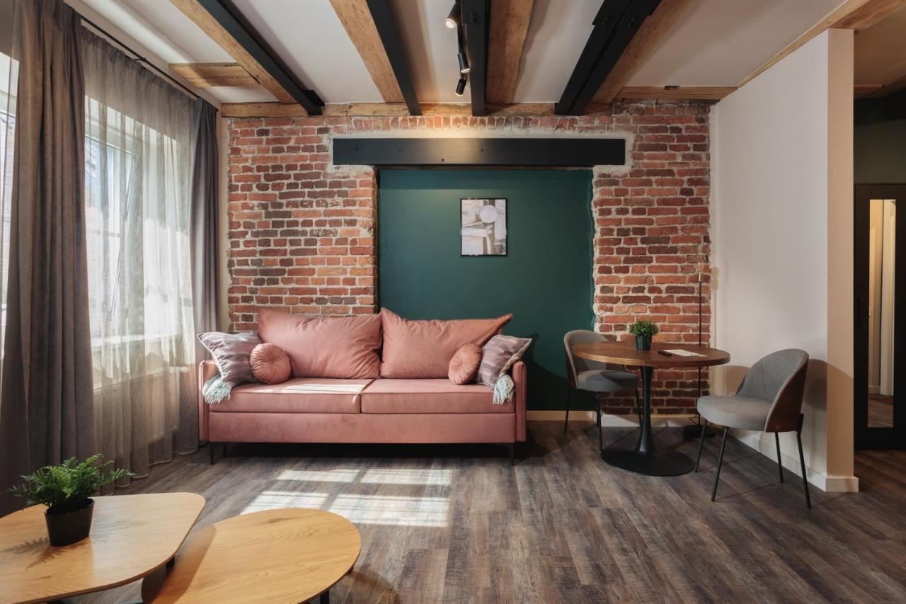 ריגה Colonel Suites & Apartments מראה חיצוני תמונה