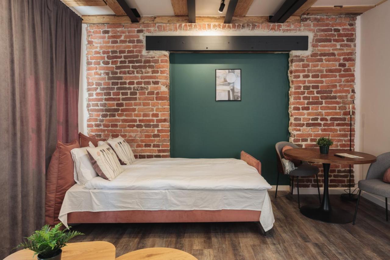 ריגה Colonel Suites & Apartments מראה חיצוני תמונה