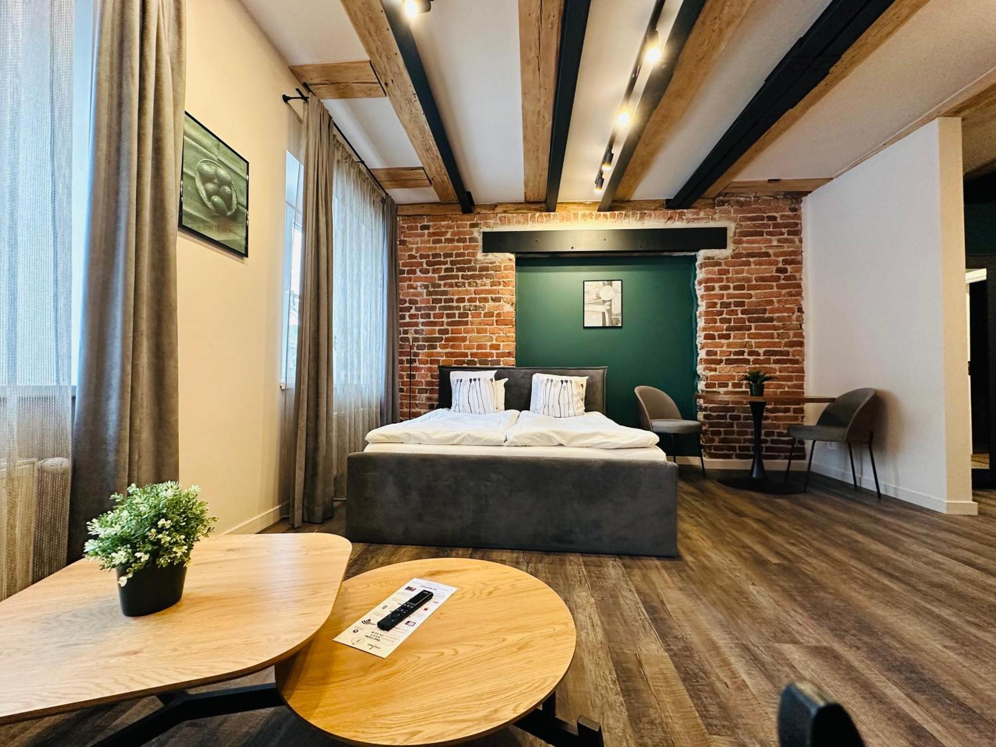ריגה Colonel Suites & Apartments מראה חיצוני תמונה