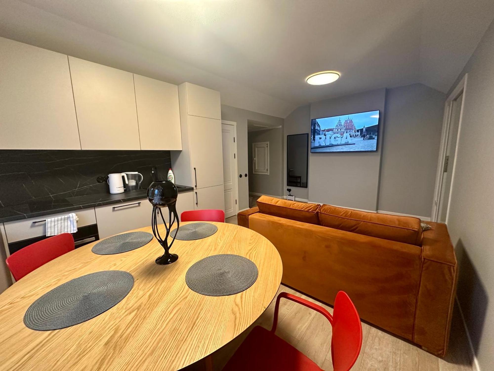 ריגה Colonel Suites & Apartments מראה חיצוני תמונה