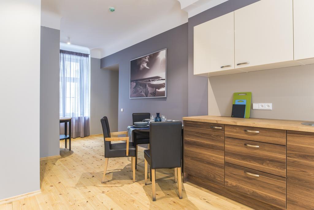 ריגה Colonel Suites & Apartments מראה חיצוני תמונה