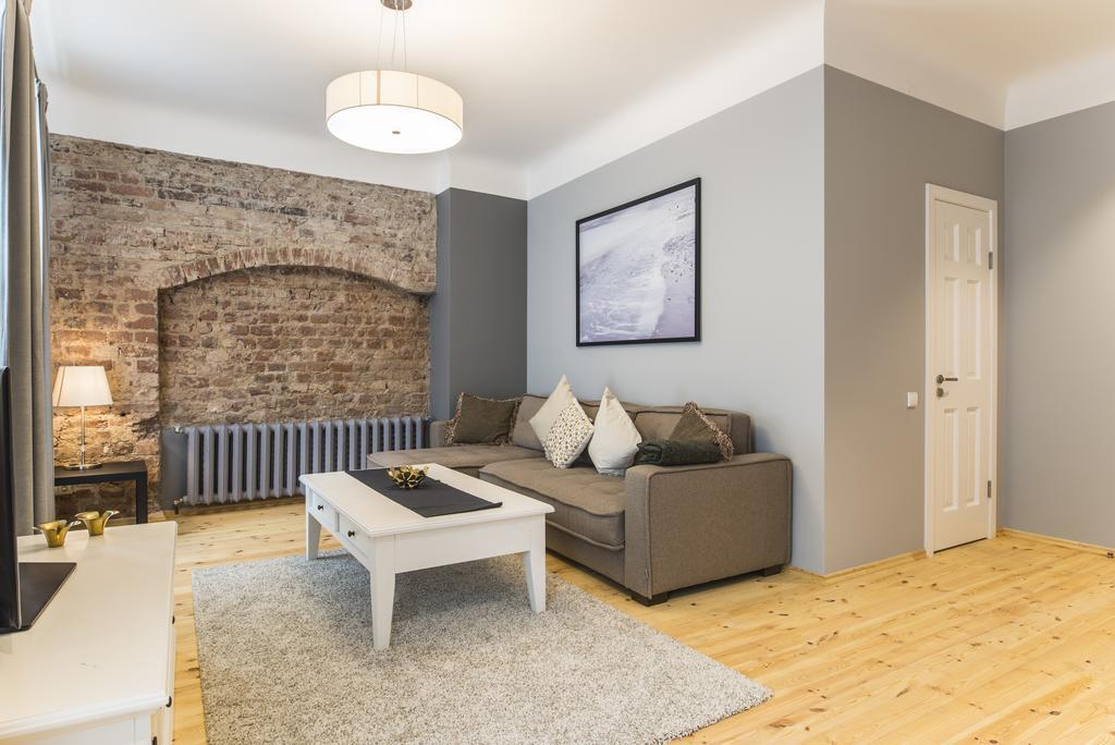 ריגה Colonel Suites & Apartments מראה חיצוני תמונה