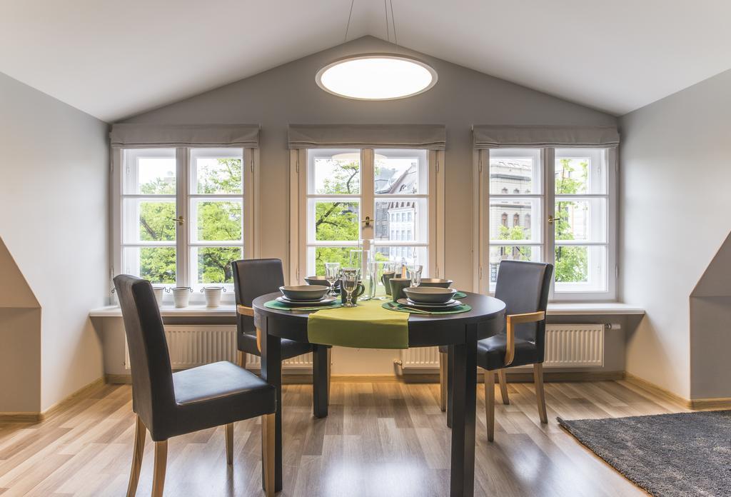 ריגה Colonel Suites & Apartments מראה חיצוני תמונה